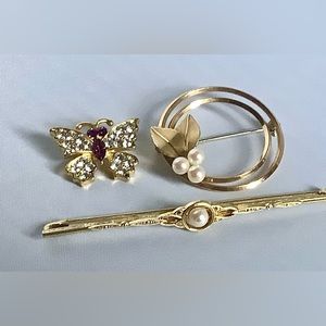 Three lovely vintage brooches